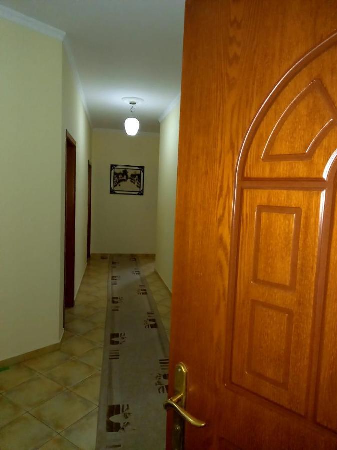 Manthoguesthouse Gjirokastër Exterior foto